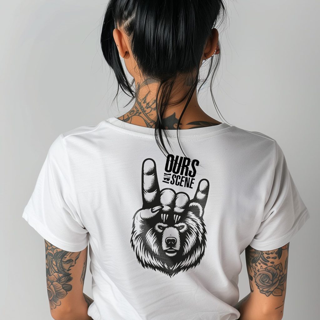 Woman Back White Ours
